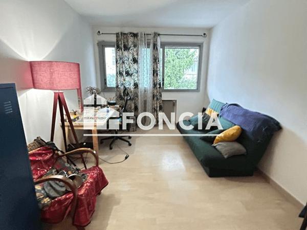 À vendre Appartement 2 pièces 46 m² - Marseille 13008