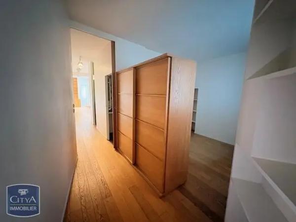 Appartement à louer 2 pièces 60.6m² Paris 1er Arrondissement (75001)