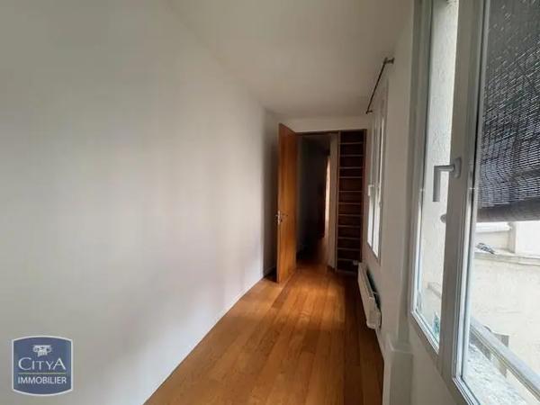 Appartement à louer 2 pièces 60.6m² Paris 1er Arrondissement (75001)