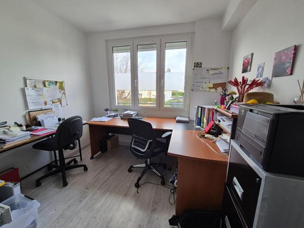 Belle maison entièrement rénovée de 140 m² sur terrain de 400 m2 (Morbihan). (15 min de Lorient - 10 min de Plouay - 5 min de Pont Scorff - 25 min de la mer)