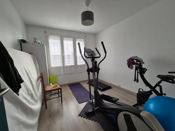 Belle maison entièrement rénovée de 140 m² sur terrain de 400 m2 (Morbihan). (15 min de Lorient - 10 min de Plouay - 5 min de Pont Scorff - 25 min de la mer)