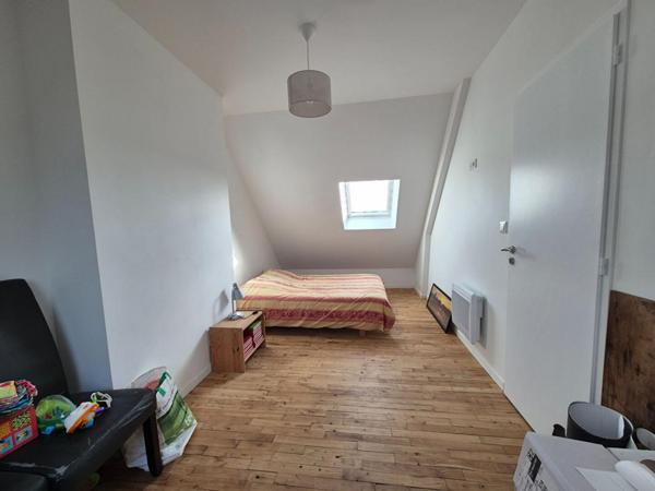 Belle maison entièrement rénovée de 140 m² sur terrain de 400 m2 (Morbihan). (15 min de Lorient - 10 min de Plouay - 5 min de Pont Scorff - 25 min de la mer)