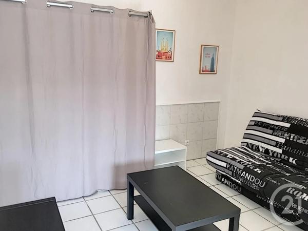 Appartement à vendre  2 pièces - 19 m 2   TROYES  - 10