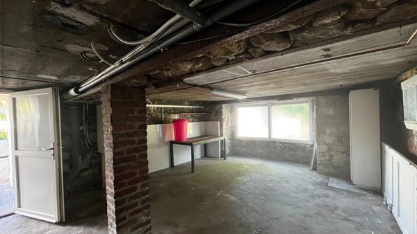 DUPLEX FAMILIAL de 119 m² avec CAVE et beau POTENTIEL - proximité COMMERCES et TRANSPORTS - 4 pièces SAINT LEU D'ESSERENT (60)