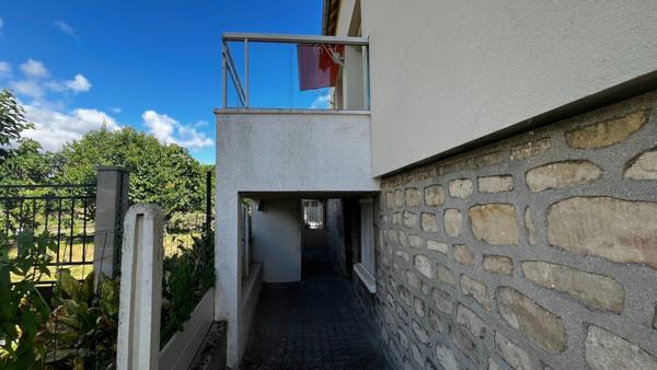 DUPLEX FAMILIAL de 119 m² avec CAVE et beau POTENTIEL - proximité COMMERCES et TRANSPORTS - 4 pièces SAINT LEU D'ESSERENT (60)