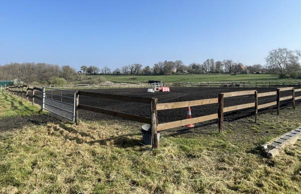 Propriété de 20 hectares avec installations équestres en Poitou