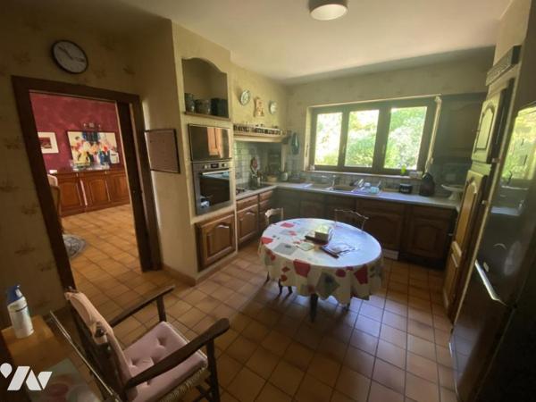 Sur les hauteurs de LUDRES