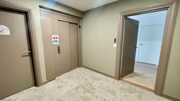 Appartement Neuf- 4 pièces + Terrasse + 2 parkings