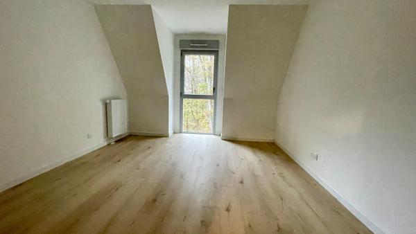 Appartement Neuf- 4 pièces + Terrasse + 2 parkings