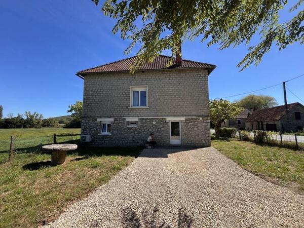 Appartement à louer 510 € CC Condat 2 p 38 m² DPE C