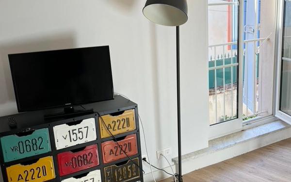 Immeuble à vendre    5 pièces • 120,61 m2 Toulouse