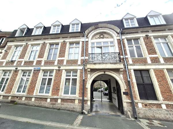 Appartement à vendre 2 pièces 53m² Cambrai (59400)