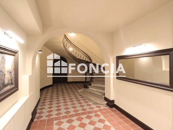 Location Appartement 2 pièces 40.06 m² - 12 GRAND RUE Nîmes 30000