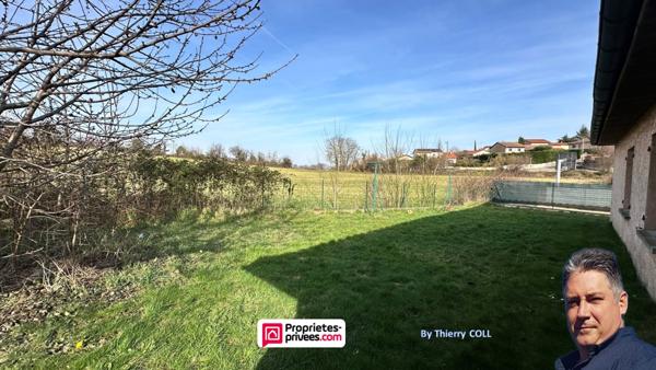 Maison 240 M² Saint Priest 7 pièce(s) Piscine