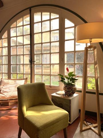 MAISON BOURGEOISE XIXème CATHEDRALE, 5 CHAMBRES, BUREAU, JARDIN ET 2 STATIONNEMENTS