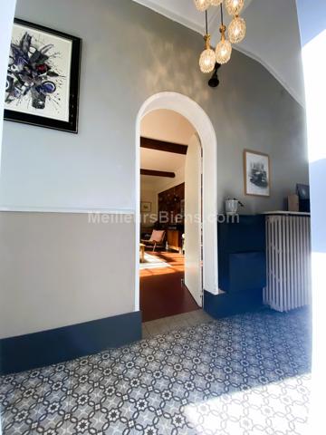 MAISON BOURGEOISE XIXème CATHEDRALE, 5 CHAMBRES, BUREAU, JARDIN ET 2 STATIONNEMENTS