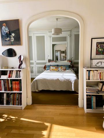 MAISON BOURGEOISE XIXème CATHEDRALE, 5 CHAMBRES, BUREAU, JARDIN ET 2 STATIONNEMENTS