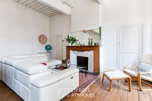 Appartement de caractère, avec jardin terrasse et parking privatifs