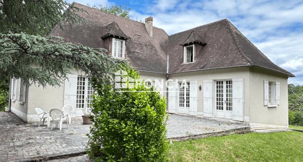À vendre Maison 6 pièces 220 m² - Boulazac Isle Manoire 24750