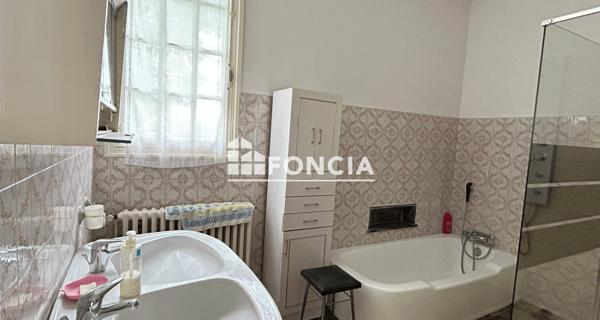 À vendre Maison 6 pièces 220 m² - Boulazac Isle Manoire 24750
