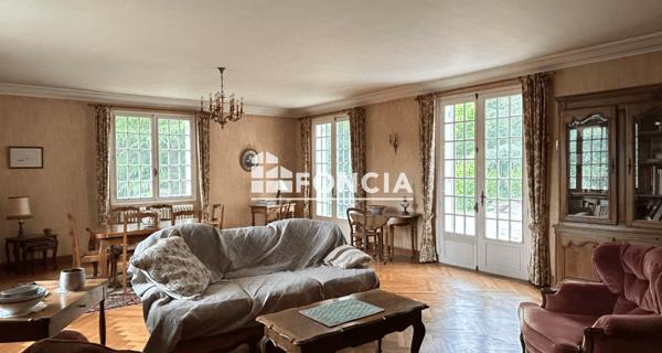 À vendre Maison 6 pièces 220 m² - Boulazac Isle Manoire 24750