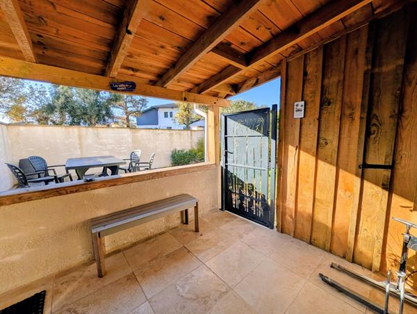 Unique sur Angresse : Appartement 95 m² rénové avec jardin et piscine