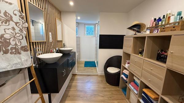 Unique sur Angresse : Appartement 95 m² rénové avec jardin et piscine