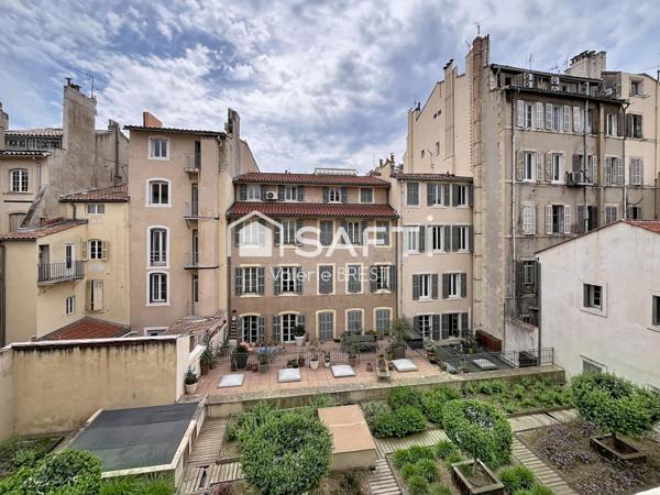 13001-Vieux Port-Type 1/2 -Calme -vue sur jardin