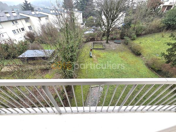 Vente
                Appartement61 m² - 3 Pièces -
                    LE PECQ (78230)