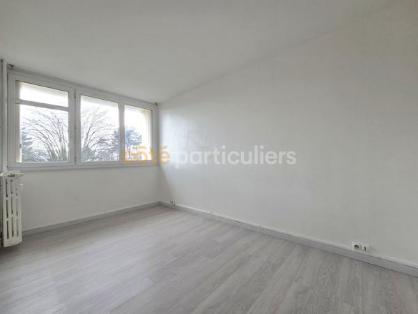 Vente
                Appartement61 m² - 3 Pièces -
                    LE PECQ (78230)