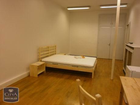 Appartement à louer 1 pièce 27.68m²