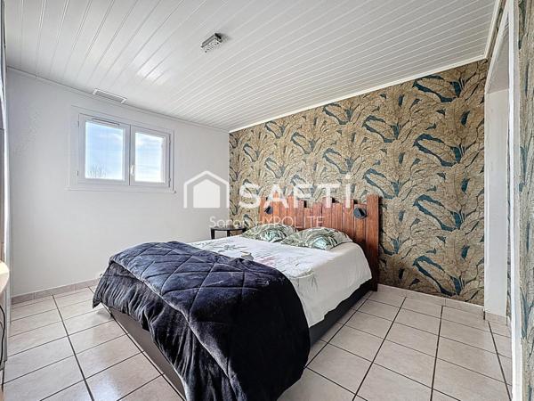 Maison spacieuse de 152 m2 avec piscine, double garage et dépendance Airbnb