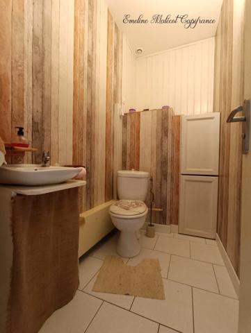 🏡 Maison en pierre 140 m² + jardin – 289 000 €