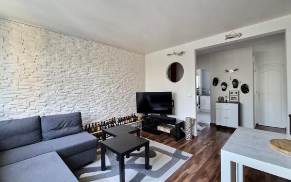 Appartement à vendre    3 pièces • 49,92 m2 Saint-Germain-lès-Arpajon