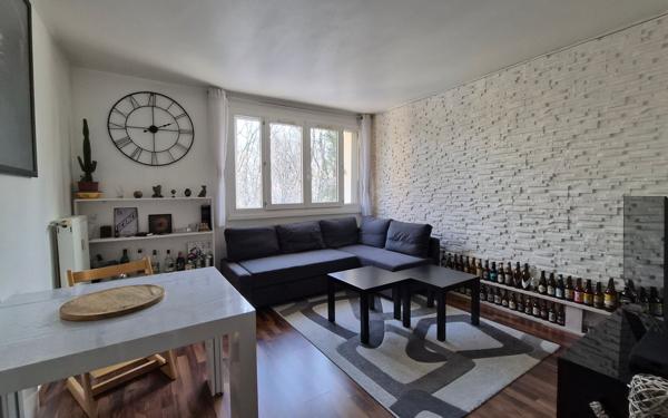 Appartement à vendre    3 pièces • 49,92 m2 Saint-Germain-lès-Arpajon