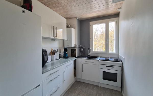 Appartement à vendre    3 pièces • 49,92 m2 Saint-Germain-lès-Arpajon