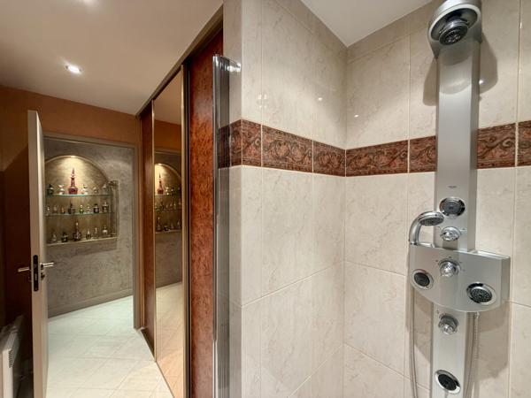 Appartement 3 pièces - 82 m² Bien prestige