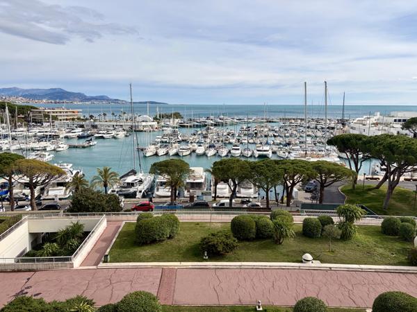 Appartement 3 pièces - 82 m² Bien prestige