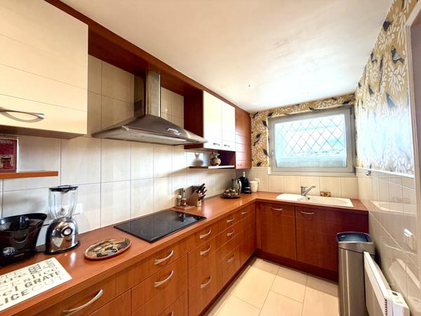 Appartement 3 pièces - 82 m² Bien prestige