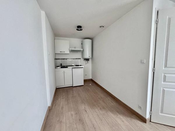 Appartement Laval T1 28.1 m2