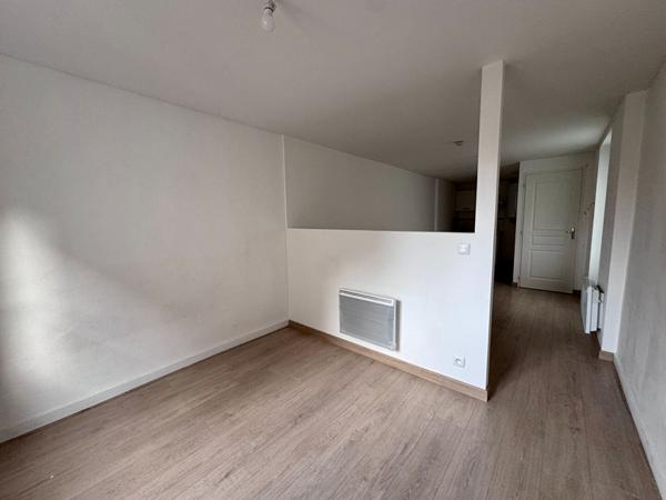 Appartement Laval T1 28.1 m2
