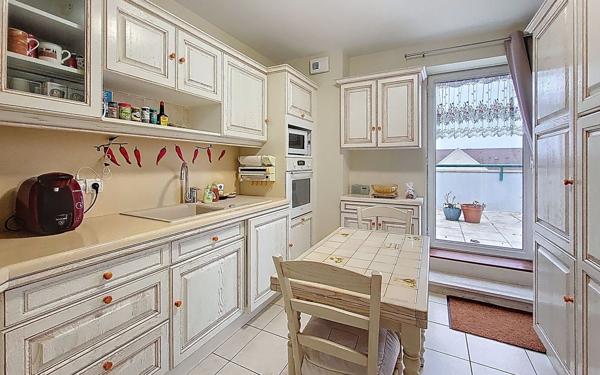 Appartement à vendre    4 pièces • 88,90 m2 Ozoir-la-Ferrière