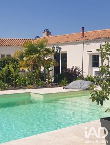 Maison à vendre 8 pièces 135 m² Sainte-Florence
