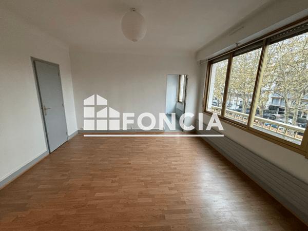 Location Appartement 2 pièces 40.01 m² - 112 BOULEVARD BERANGER Tours 37000