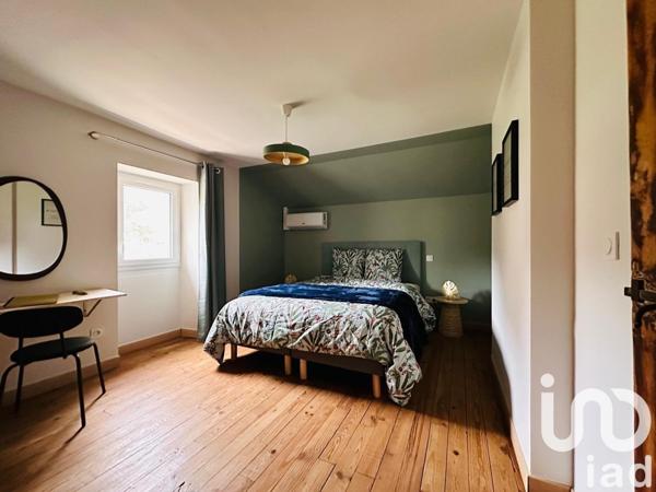 Maison 8 pièces de 183 m² à Sarlat-la-Canéda (24200)