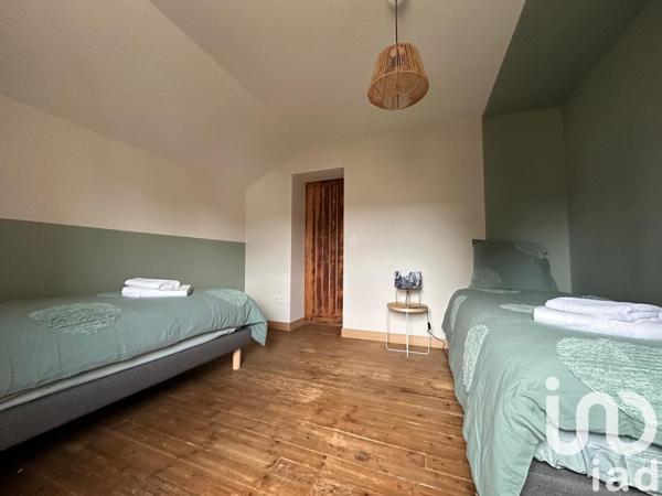 Maison 8 pièces de 183 m² à Sarlat-la-Canéda (24200)