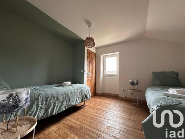 Maison 8 pièces de 183 m² à Sarlat-la-Canéda (24200)