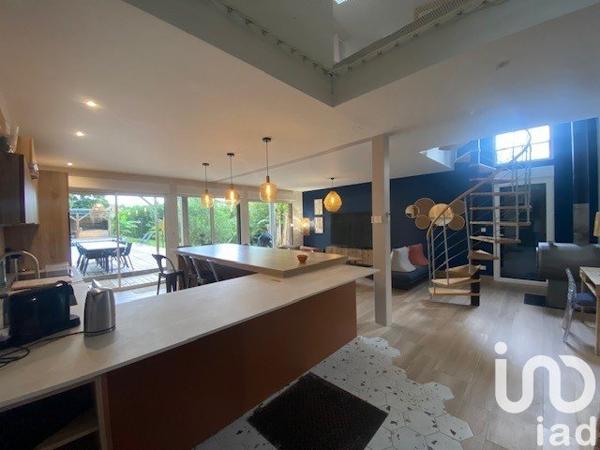 Maison 8 pièces de 183 m² à Sarlat-la-Canéda (24200)