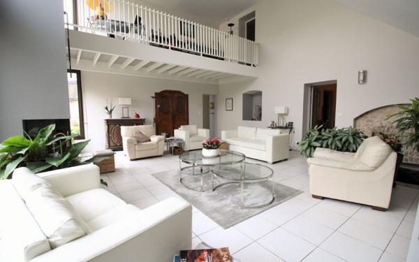 Maison à vendre    7 pièces •  Méréville