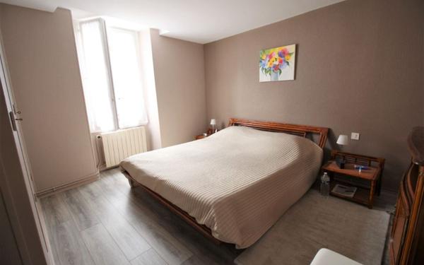 Maison à vendre    7 pièces •  Méréville